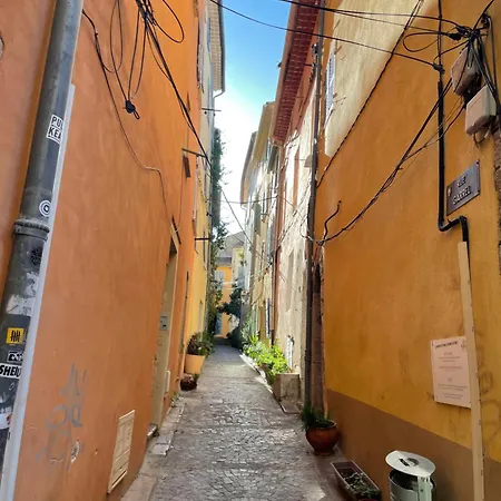 Apartment T2 Vieille Hyeres